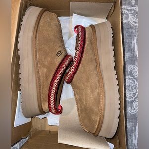 UGG TAZZ PLATFORM CLOG